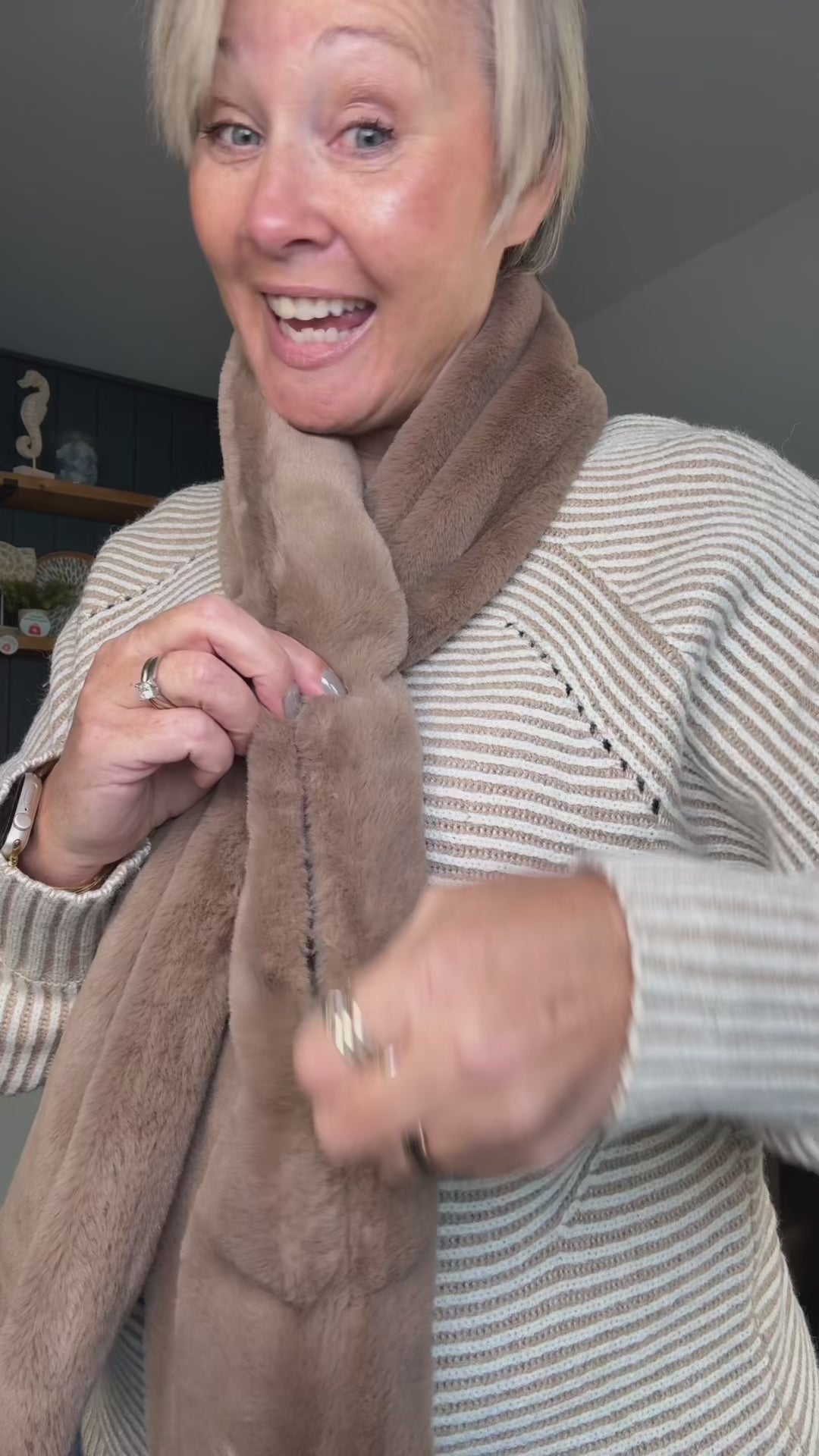Sephorin CozyVault™ Scarf video